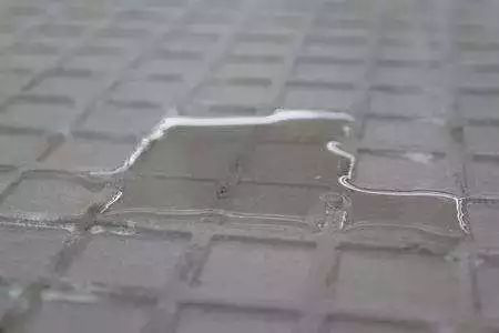 什么瓷磚好?全拋釉磚、拋光磚、玻化磚、通體大理石…… 什么瓷磚好?全拋釉磚、拋光磚、玻化磚、通體大理石……